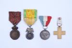 France 
Quatre médailles :

- Médaille de Sainte Hélène (instituée en...