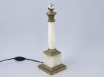 PIED de LAMPE en albâtre et bronze imitant une colonne...