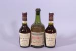 CHÂTEAU-CHALON, Vin Jaune de grande Garde, 1990, quatre bouteilles, 2...