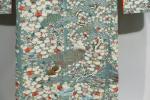 Japon, XXe siècle. Kimono de cérémonieen soie, au décor de...