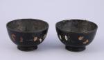Chine, fin d'époque Ming (1368-1644). 
Paire de bols 

en laque...