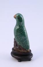 Chine, époque Kangxi (1662-1722). 
Petit perroquet 

en porcelaine émaillée verte...