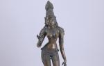 Inde, vers 1900.Statue de Parvati debout en léger tribhanga en...