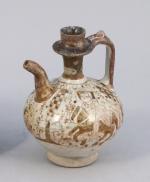 Iran Seldjoukide, XII-XIIIe siècle
Aiguière en céramique siliceuse à décor de...