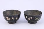 Chine, fin d'époque Ming (1368-1644). 
Paire de bols 

en laque...