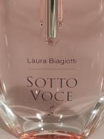 Laura Biagiotti 
"Sotto Voce", 1977

Imposant flacon publicitaire décoratif en verre...