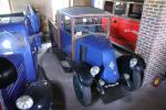 Renault KZ 7 (1932) 4 cylindres, 11 CV.Carrosserie bleue.Camionnette réalisée...