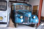 Ford F798T (1947) 8 cylindres, 13 CV.Carrosserie bleue.Véhicule livré en...
