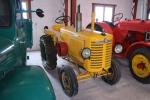 Renault (1954) Tracteur 4 cylindres, 18/25 CV.Carrosserie jaune.Véhicule vendu sans...