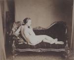 Photographe non identifiéNu au canapé capitonné, vers 1855Épreuve d'époque sur...
