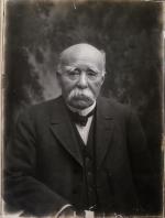 André TAPONIER (1869-1930)Portraits,21 tirages (12 d'époque et 9 modernes).Signature et...