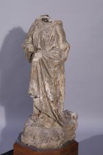 SAINTE MARIE-MADELEINE Pierre sculptée acéphale.Haut. 95, Larg. 39, Prof. 34...