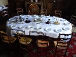 Grande TABLE de salle à manger à allonges (20 couverts),...