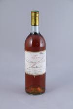 SAUTERNES. Château Gilette, crème de tête, 1955. 1 bouteille. (TLB,...