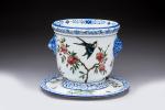 CACHE-POT aux oiseaux siffleurs et son DORMANT, 1866-1871en céramique émaillée,...