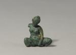 Probablement GAULE - Époque romaineSTATUETTE miniature en bronze représentant une...