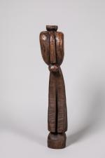 Wang Keping (Chinois, né en 1949)Femme nue, 1991Bois sculpté, signé....