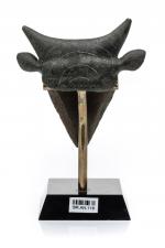 Grèce orientale, VIIe-VIe siècle avant J.-C. 
Tête de taureau archaïque...