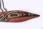 Peuple Tsimshian ou HaidaExceptionnelle pagaie cérémonielle en bois polychrome et...