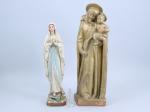 Réunion de trois statuettes figurant la Vierge :

- Vierge à...