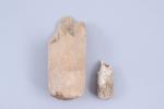 Égypte, Basse Epoque (664-332 av. J.-C.) Deux alabastres et une...