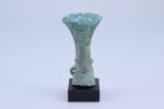 Chine ancienne, VIe-IVe s. av. J.-C. Hache (Fu) en bronze?...