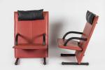 Burkhard Vogtherr (Allemand, 1942-2019) pour Artiflex
Paire de fauteuils « T-Line...