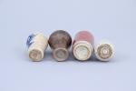 Chine - XXe siècle
Ensemble de quatre flacons tabatières 

en porcelaine,...