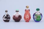 Chine - XXe siècle
 Ensemble comprenant huit tabatières 

en verre...