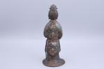 Japon - Epoque Meiji (1868-1912) 
Femme debout

Statuette en bronze et...