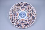 Japon, Imari - Epoque Meiji (1868-1912) 
Grand plat

en porcelaine décorée...