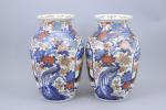 Japon, Imari - Début du XXe siècle
Paire de vases balustres

en...