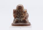 Chine - XXe siècle 
Noix sculptée de luohan

Haut. 4 cm.

Joint...