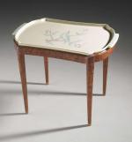 Jean ROYÈRE (1902-1981)TABLE BASSE en ronce de noyer. Le plateau...