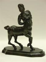 "Le Centaure". Bronze à patine  brun-vert. Haut. 28 cm.