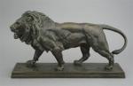 Antoine Louis BARYE (Paris 1795 - Paris 1875).Lion qui marche.BRONZE...