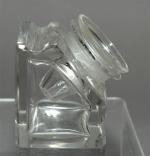ENCRIER INVERSABLE en verre moulé de forme trapézoïdale à deux...