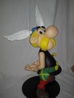 "Asterix"GRAND ASTÉRIX. Résine. Figurine Leblon-Delienne. Certificat n°706/ 999, année 2001.Haut....