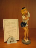 "Natacha"NATACHA. Hôtesse. Résine. Figurine Leblon-Delienne. Certificat n°1973 / 5000 (seulement...