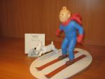 "Tintin"TINTIN AU SKI. Résine. Figurine Leblon-Delienne pour Moulinsart. Certificat n°1043...