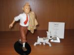"Tintin"TINTIN GLOBE. Résine. Figurine Leblon-Delienne pour Moulinsart. Collection Nostalgie. Certificat...
