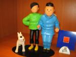 "Tintin"LA FRATERNITÉ DE TINTIN & CHANG. Résine. Figurine Leblon-Delienne pour...