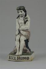 NEVERS. "Ecce  Homo". Faïence polychrome. XVIIIème.Haut. 27,5 cm (accidents...