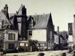 Paul Lancrenon (1857-1922) VENDÔME (Loir-et-Cher)La maison du Gouverneur vue depuis...