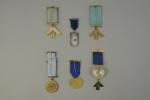 LOT de SIX MÉDAILLES comprenant trois médailles des loges anglaises...