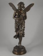Jean-Paul AUBÉ (1837-1916)."La femme libellule".Bronze à patine brune. Socle gainé...