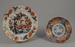 BAYEUX. Manufacture LANGLOIS (1812-1849). ASSIETTE en porcelaine à fond blanc....