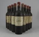 MARGAUX, Château Margaux, 1955. 9 bouteilles étiquettes sales et difficilement...