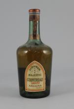 LIQUEUR Fine "C.A.F. Majestic", Cointreau. 1 bouteille avec étiquette commémorative...