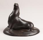 Gaston LACHAISE (Paris, 1882 - New-York, 1935)Lion de mer.Bronze.Signé et...